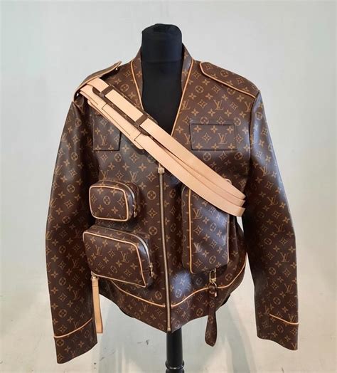 frenna louis vuitton jas|Louis Vuitton wardrobe jacket.